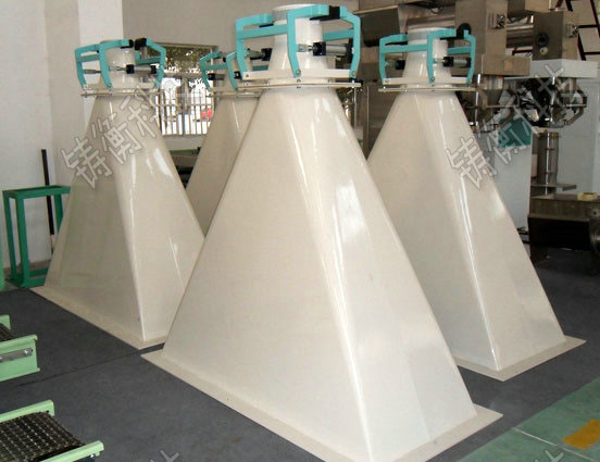 小型半自動包裝機